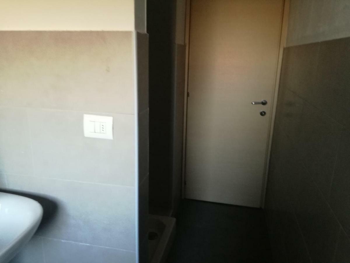 Via Sporting Mirasole Apartment Opera Ngoại thất bức ảnh