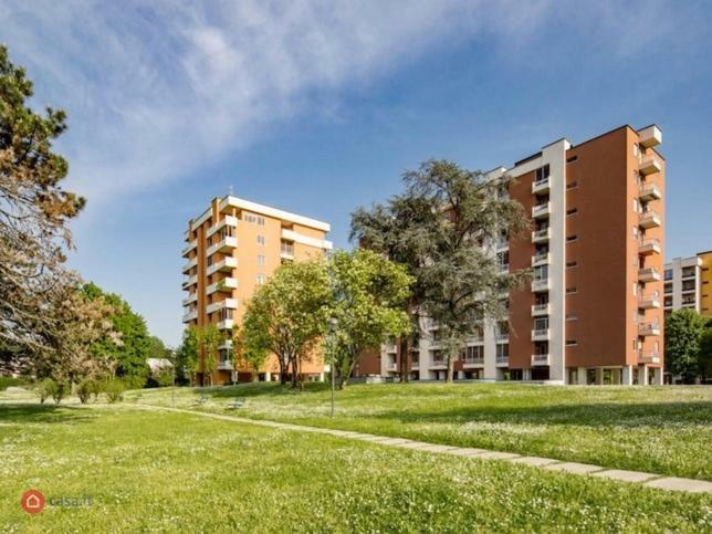 Via Sporting Mirasole Apartment Opera Ngoại thất bức ảnh