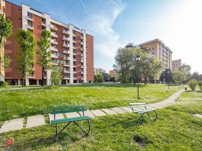 Via Sporting Mirasole Apartment Opera Ngoại thất bức ảnh